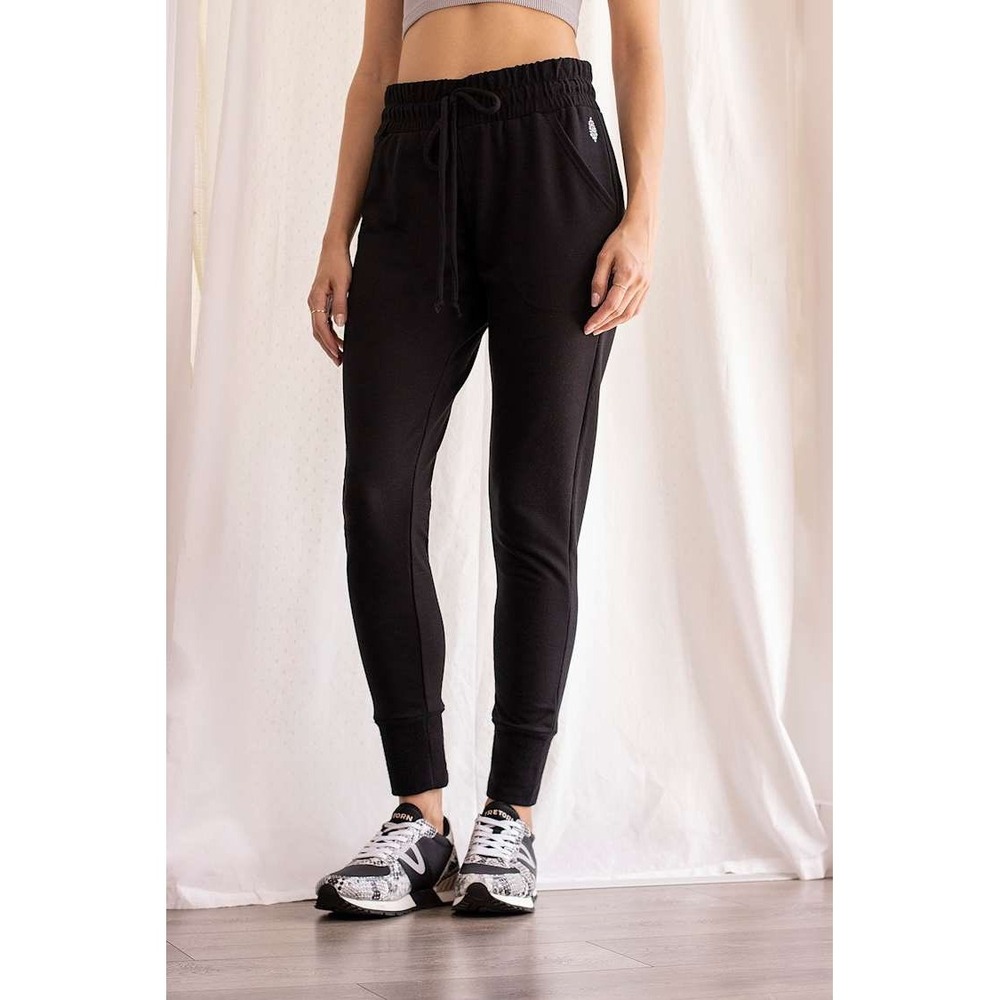 FP Movement Small Sunny Black Skinny Jogger Sweatpants EUC Yoga Gym Loungewear